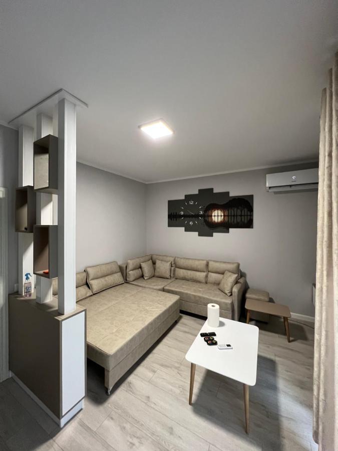 090 Area Apartment Tirana Exterior foto