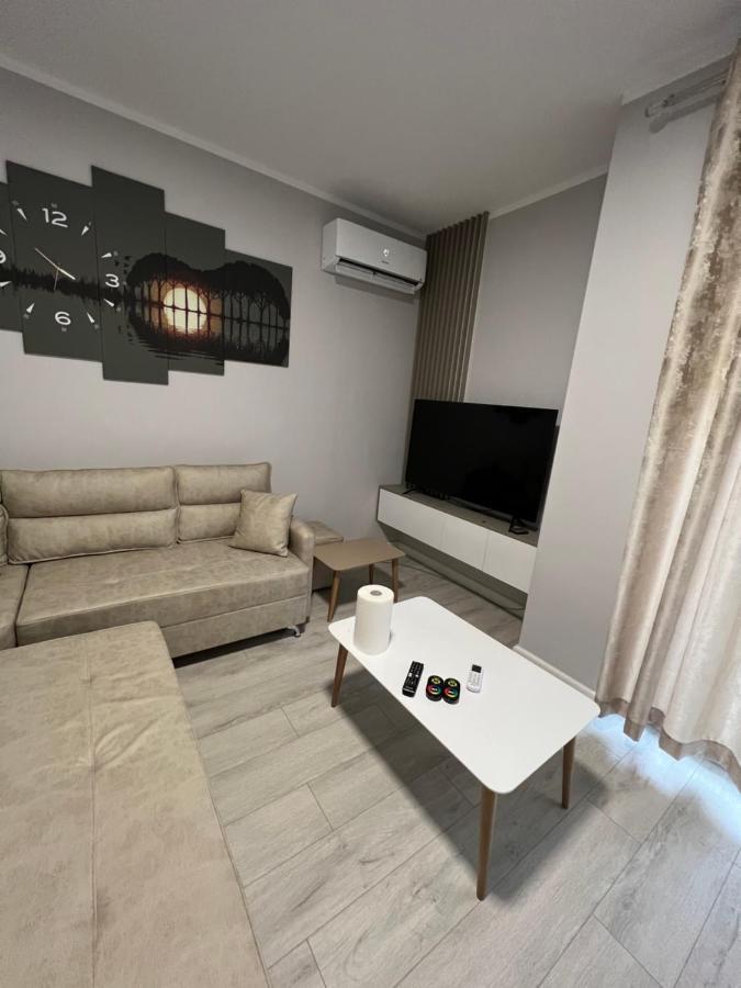090 Area Apartment Tirana Exterior foto